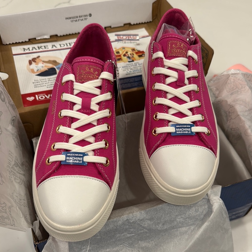 Bob’s Skechers Winnie High Ranking Pink Sneakers